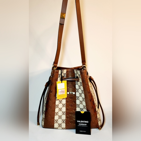 NWT! Valentino by Mario Valentino monogram leather bucket bag - Picture 2 of 9